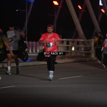 Runner Photo 6133899