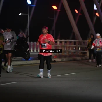 Runner Photo 6133903