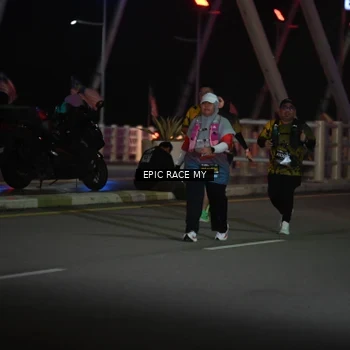 Runner Photo 6133921