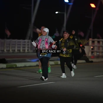Runner Photo 6133950