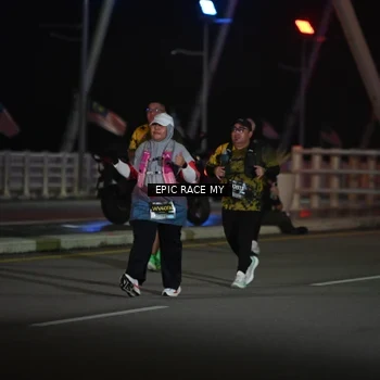 Runner Photo 6133952