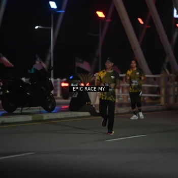 Runner Photo 6133969
