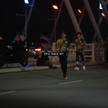 Runner Photo 6133970