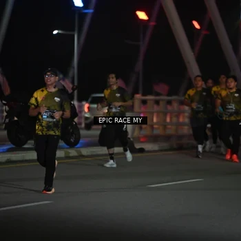 Runner Photo 6133991