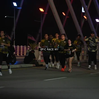 Runner Photo 6133997
