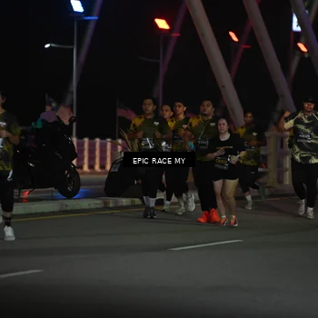 Runner Photo 6134002