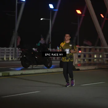 Runner Photo 6134046