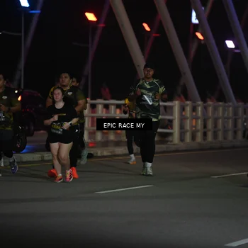 Runner Photo 6134083