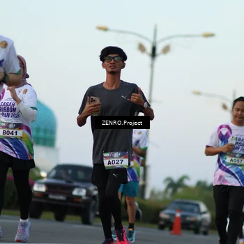 Runner Photo 6134306