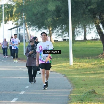 Runner Photo 6135564