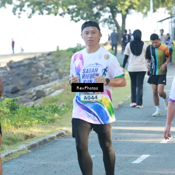 Runner Photo 6135973