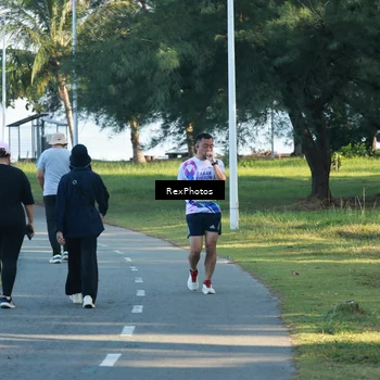 Runner Photo 6136034
