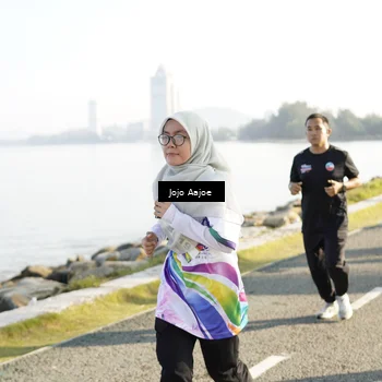 Runner Photo 6136042