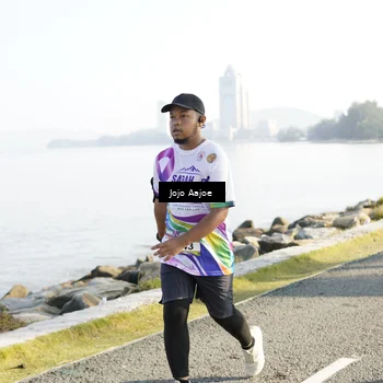 Runner Photo 6136076