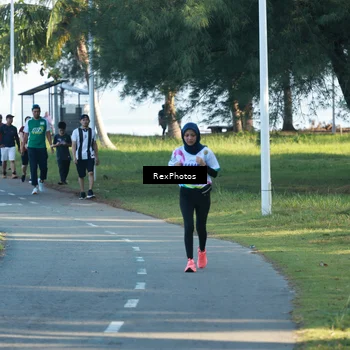 Runner Photo 6136080