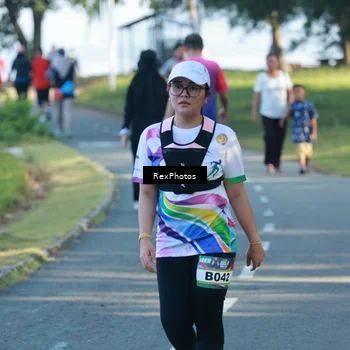 Runner Photo 6136100