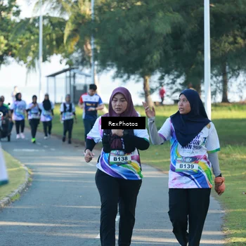 Runner Photo 6136160