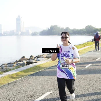 Runner Photo 6136246