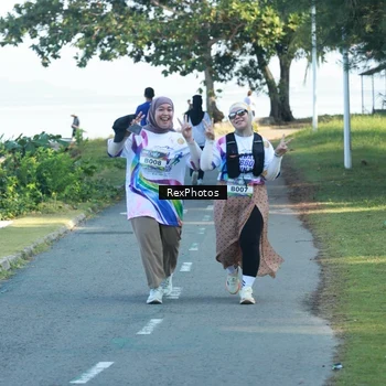 Runner Photo 6136291