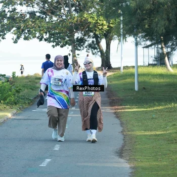 Runner Photo 6136330
