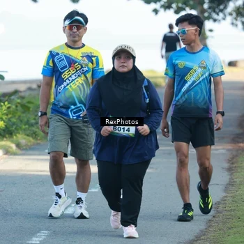 Runner Photo 6136362