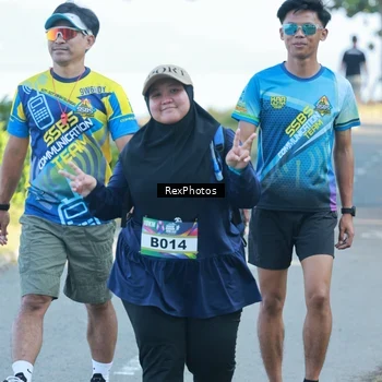 Runner Photo 6136363
