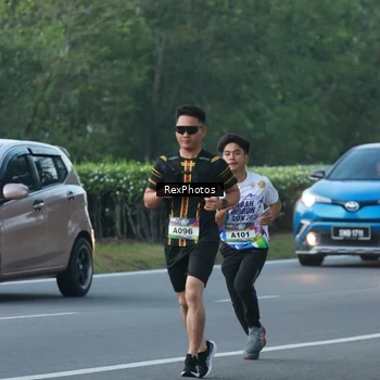 Runner Photo 6136372