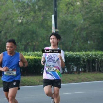 Runner Photo 6136378