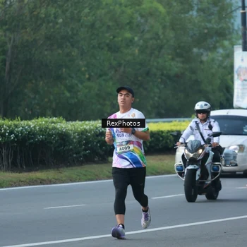 Runner Photo 6136391