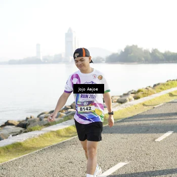 Runner Photo 6136535