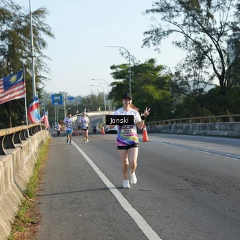 Runner Photo 6136574