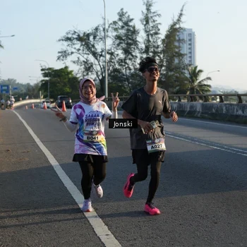 Runner Photo 6136575
