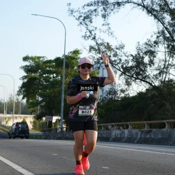 Runner Photo 6136577