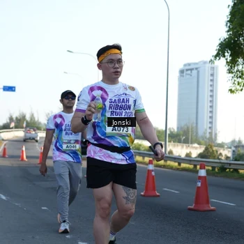 Runner Photo 6136596