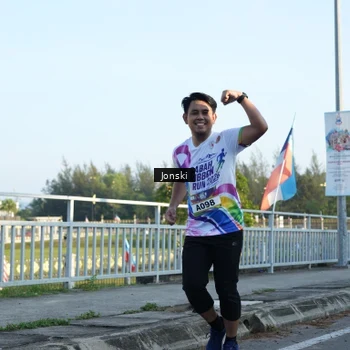 Runner Photo 6136619