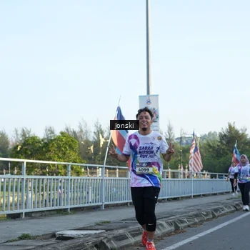 Runner Photo 6136620