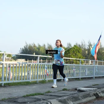 Runner Photo 6136625