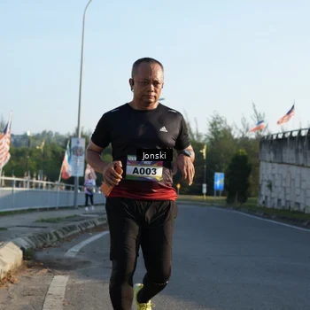 Runner Photo 6136634