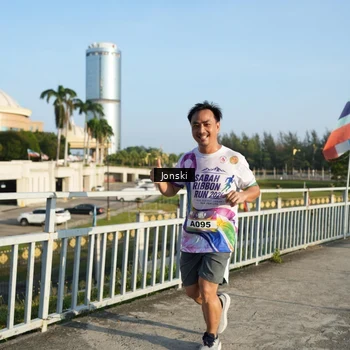 Runner Photo 6136635