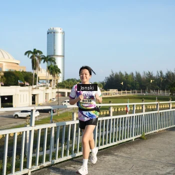 Runner Photo 6136642