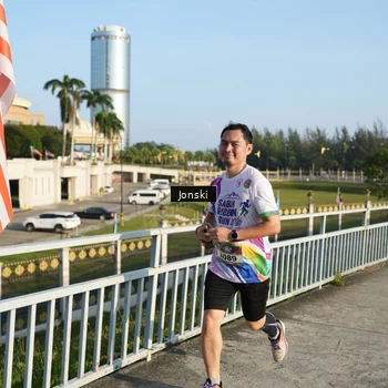 Runner Photo 6136647