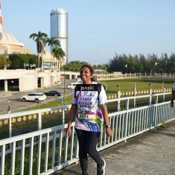 Runner Photo 6136659