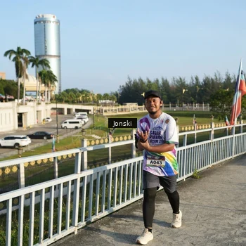 Runner Photo 6136660