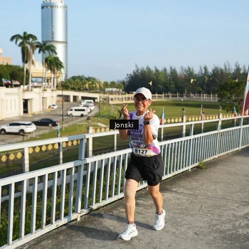 Runner Photo 6136661