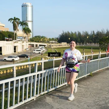 Runner Photo 6136662