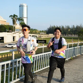 Runner Photo 6136676