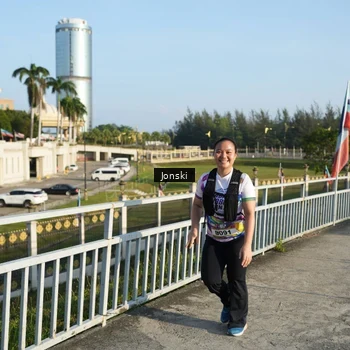 Runner Photo 6136678