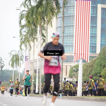 Runner Photo 6136687