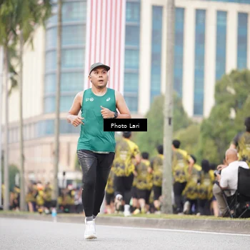 Runner Photo 6136692
