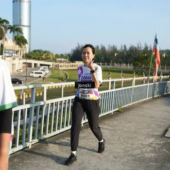 Runner Photo 6136718